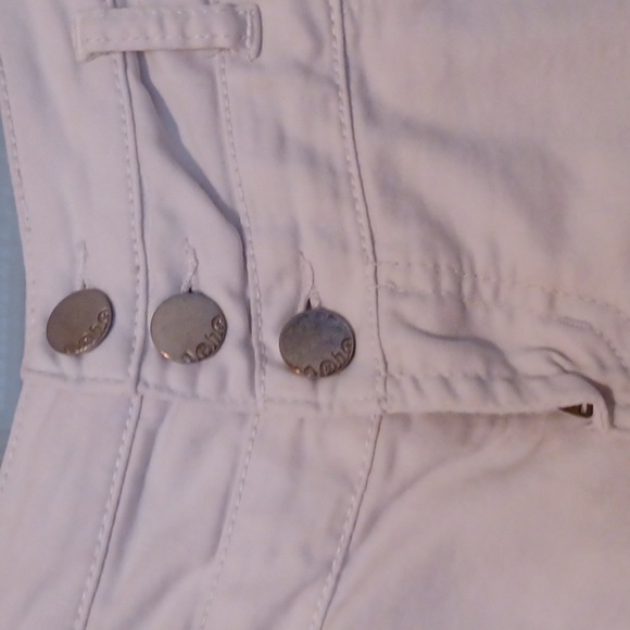 🌺no Boundaries  White  Shorts - Picture 4 of 5